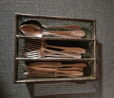 Antikes altes Puppenbesteck mit Besteckkasten Kindergeschirr Pupp.küche 17 Teile