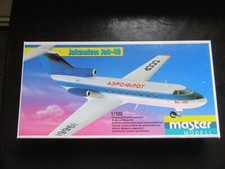 JAK 40-Aeroflot-Plasticart-Master Modell-Flugzeug-Modellbaukasten-1:100
