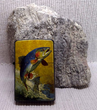 Sturmfeuerzeug, Benzinfeuerzeug,  " Fisch "  in Gürteltasche