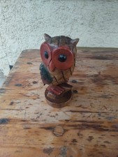 edle große Holz Eule Uhu