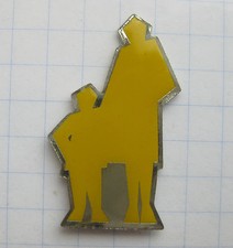 DB / DEUTSCHE BAHN  / MENSCHEN   ....................Eisenbahn Pin (281j)