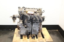 1NZ-FE Motor ohne Anbauteile