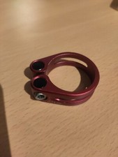 Rote Sattelklemme 31.6mm