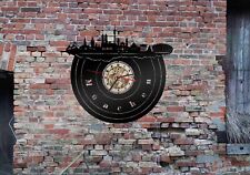 Wanduhr Uhr Skyline München