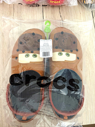 Crocs cars mater classic clog - cars,