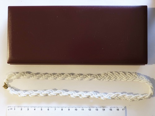 Collier mit etui aus der - collier,