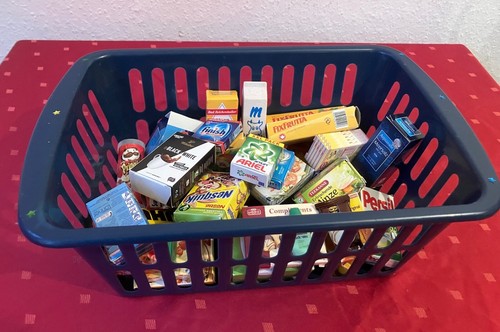 Einkaufskorb mit packungen - einkaufskorb, 40