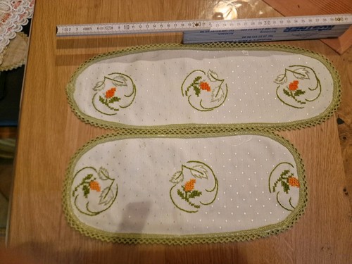 Fertig gestickte deckchen - 2,