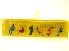 Sitzende Personen -  Preiser