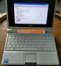 ASUS Eee PC 4G / 504MB RAM/ 900 MHz / Windows XP/ HDD 3.7 GB / Weiß / Netzkabel