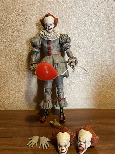 Neca ultimate pennywise it - pennywise,