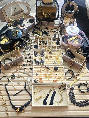 Schmuck konvolut schwarz - schwarz, gold