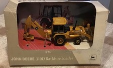 John Deere 310D Backhoe Loader 1:64