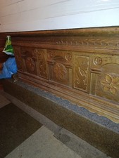 Antike Holztruhe mit