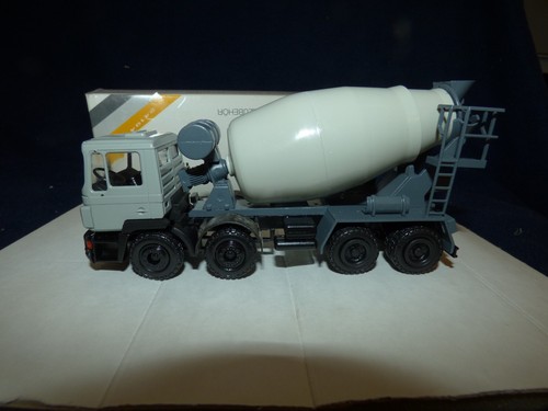 Conrad man 4 - conrad, 1:50