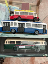 Biete 3 Modellbusse aus