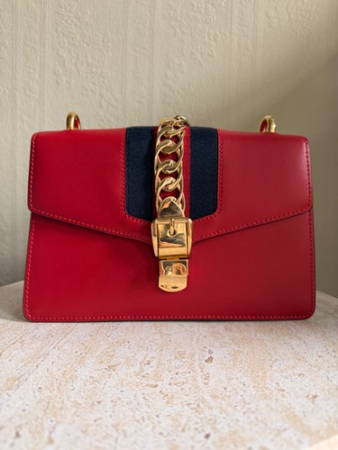 Gucci sylvie small shoulder - gucci,