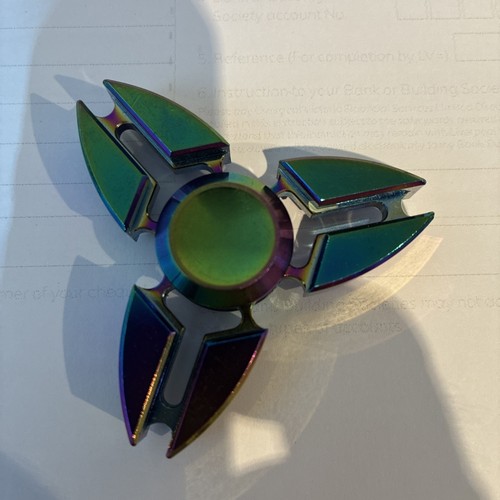 Hand spinner tri - spinner,