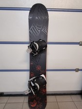 Snowboard mit Bindung Virus