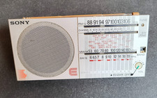 Sony ICF-25  - FM/MW/LW 3 Band - Portable Radio