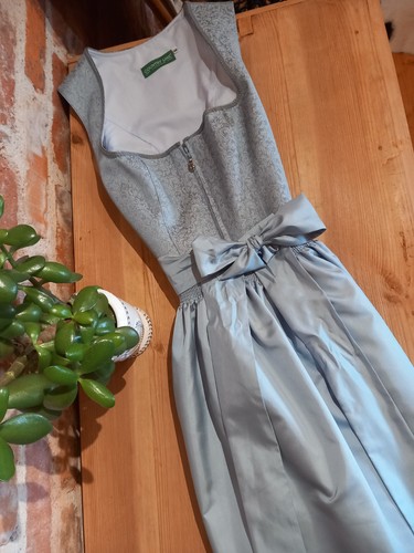 Country line dirndl - line, eisblau