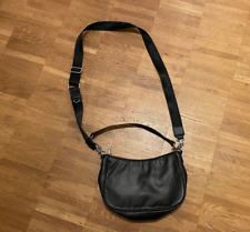 Schwarze Crossbody Handtasche