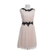 Little Mistress, Kleid