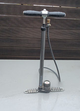 SKS Fahrrad-Standpumpe mit