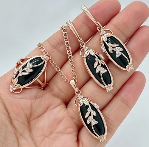 Elegantes schmuckset von - elegantes,