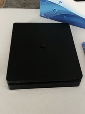 PlayStation 4 Slim 500GB + 3