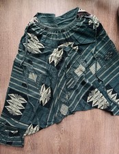 Sackhose / Stoffhose unisex bunt / grün mit Außentasche