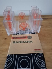 6 Jägermeister Reagenz Shots 2 cl im Ständer - Kunststoff und 1 Bandana
