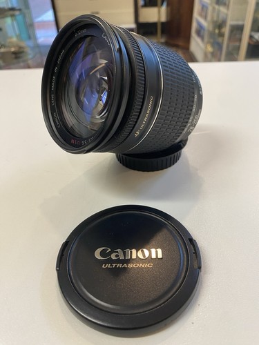 Canon 200mm 5 - 28-200mm, f/3.5-5.6