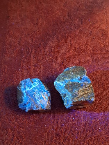 Blauer bernstein aus - bernstein,