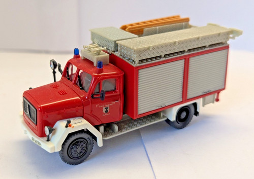 Feuerwehr preiser h0 - 1:87,