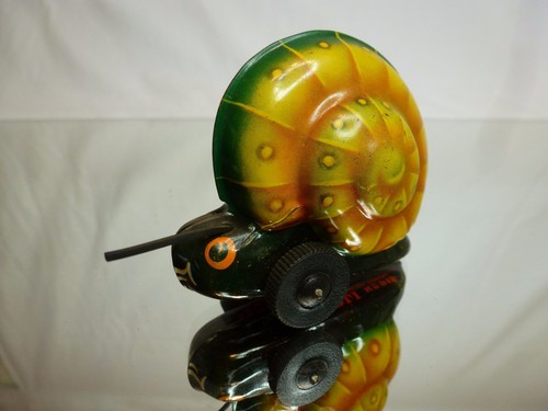 Vintage tin toy friction - tin,
