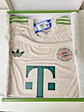 FC Bayern Unisex Matchkit