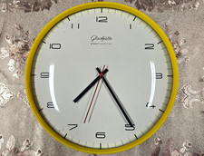 Original elektromechanische DDR Wanduhr Gelb GUB Glashütte elektrochron Typ 410