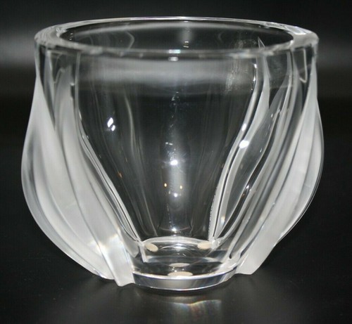 Lalique deux tulipes - lalique, vase