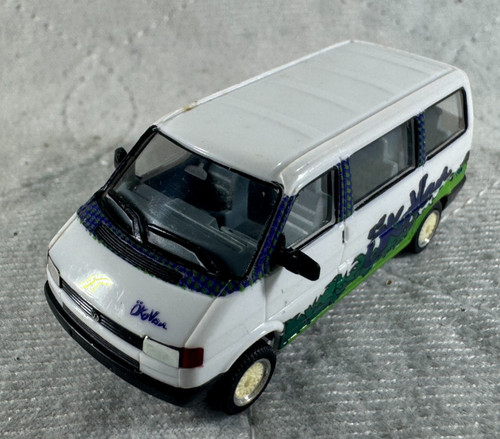 Herpa 180818 caravelle - t4,