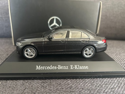 Iscale mercedes e - 1:43,