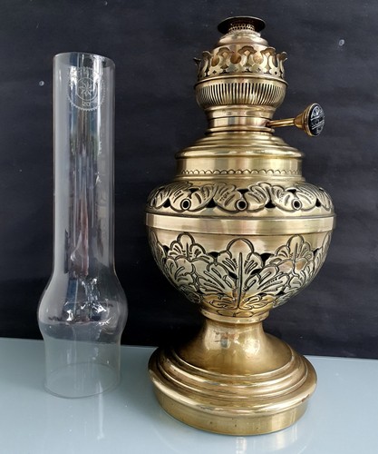 Alte petroleumlampe tischlampe - petroleumlampe,