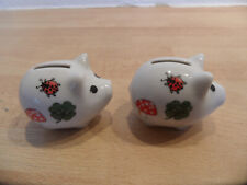 Zwei kleine Mini Sparschweine Spardose  Viel Glück Länge ca. 57mm  Höhe 45mm