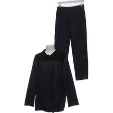 Sallie Sahne, Set, Größe