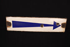 emaillierter Pfeil -