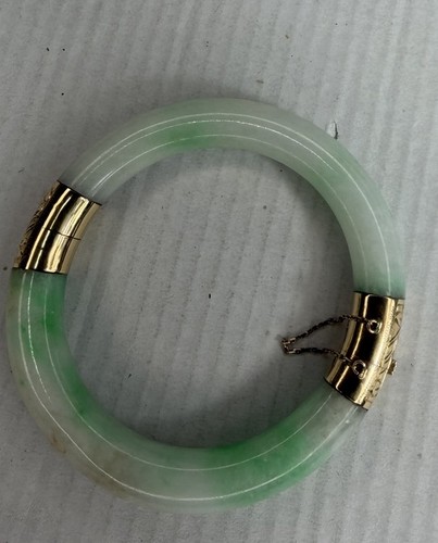 Natürlicher grüner jade - natürlicher,