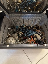 Omas alter Schmuck – großes