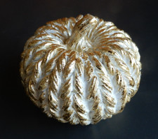 Schöner Deko - Apfel, weiß und gold, ca. 9 cm Durchmesser