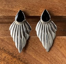 Ohrstecker Silber mit Onyx