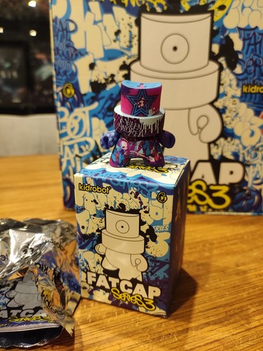 Kidrobot fatcap figure 11 - nr.,